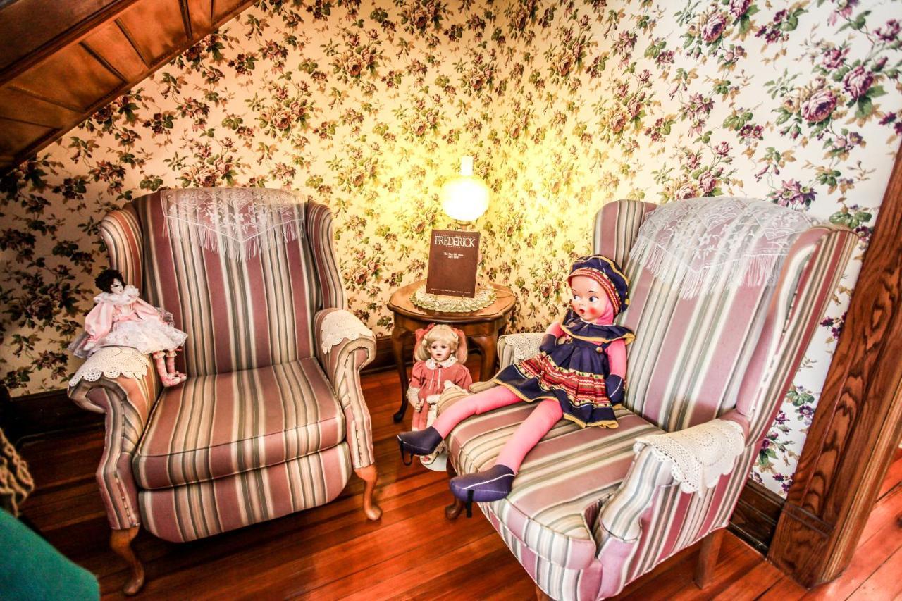 Hollerstown Hill Bed And Breakfast Frederick Eksteriør billede